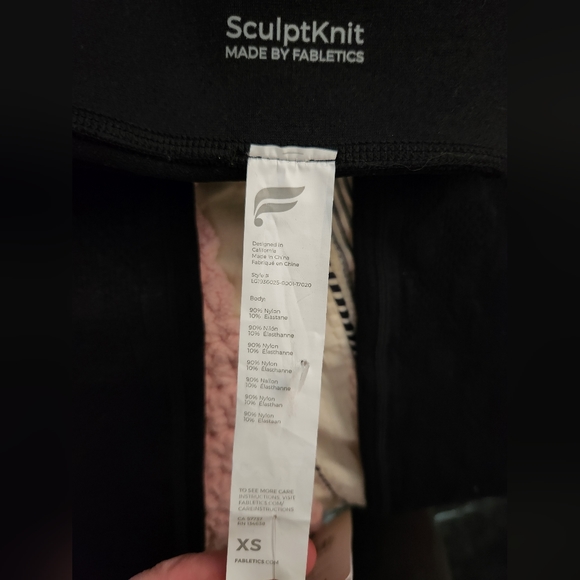 Nwt Fabletics High-Waisted Sculptknit Statement Legging - Picture 11 of 12